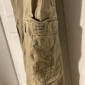 Wrangler Men's Khaki Cargo Pants